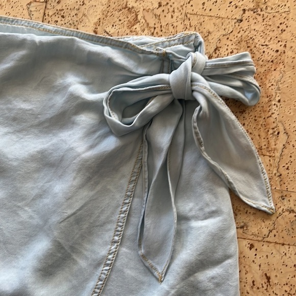 1250C Light Blue Wrap Skirt - Picture 3 of 8